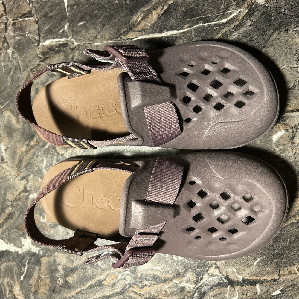 Chaco Chillos Clog Closed Toe Sandals Flat Comfort Shoes Women's Size 6